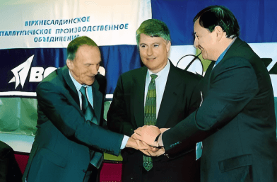 ВСМПО и Boeing продлили договор на поставку титановой продукции в США. 2002 г.
